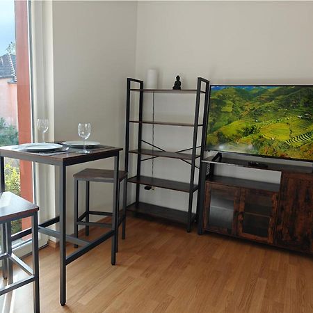 2Br Apartment, Parking, Wi-Fi, Tv In Berlin Karow Bagian luar foto