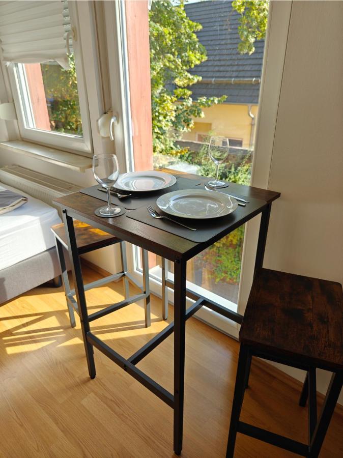 2Br Apartment, Parking, Wi-Fi, Tv In Berlin Karow Bagian luar foto